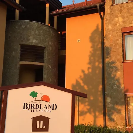 Birdland Villapark Lägenhetshotell
