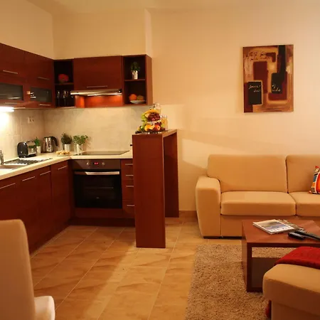 Aparthotel Birdland Villapark Buk