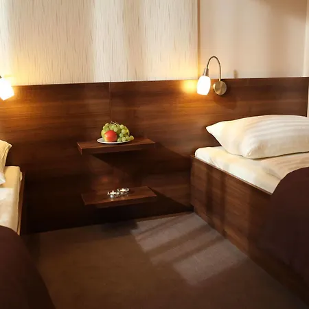 Birdland Villapark Hotel de apartamente Bük