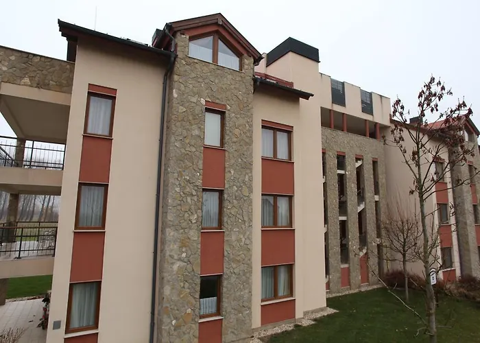 Appart hôtel Birdland Villapark 4*