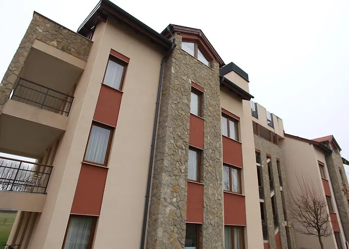 Birdland Villapark 4*