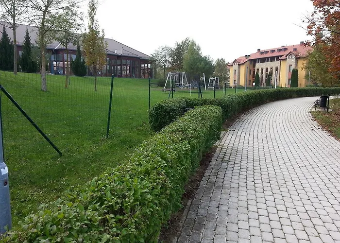 Birdland Villapark 4*