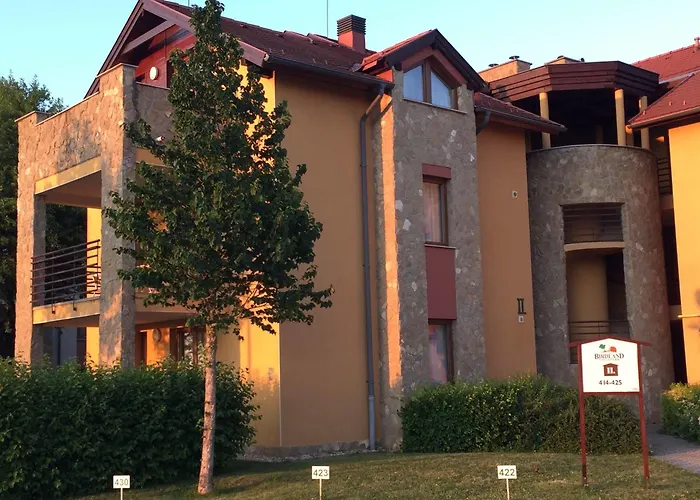 Birdland Villapark Hotel apartamentowy 4*