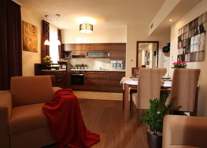 Hotel apartamentowy Birdland Villapark