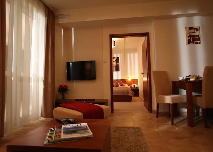 Birdland Villapark 4*