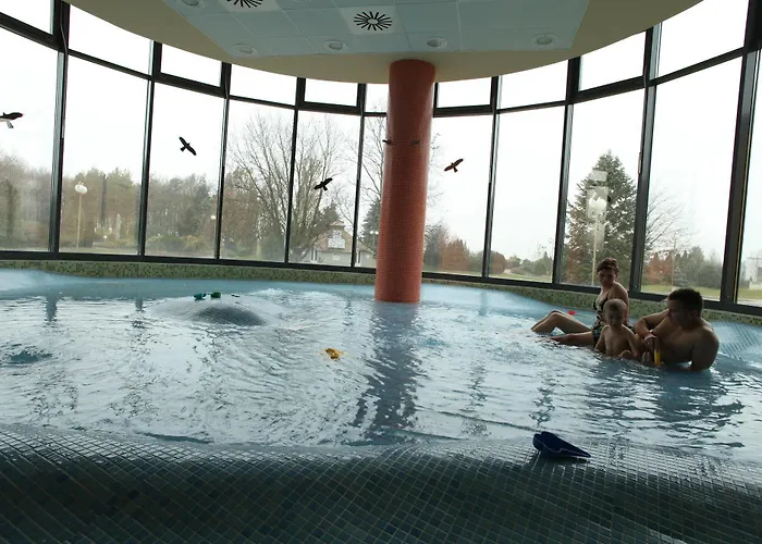 Hotel apartamentowy Birdland Villapark Bük