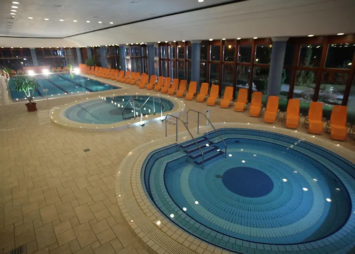 Birdland Villapark 4* Bük